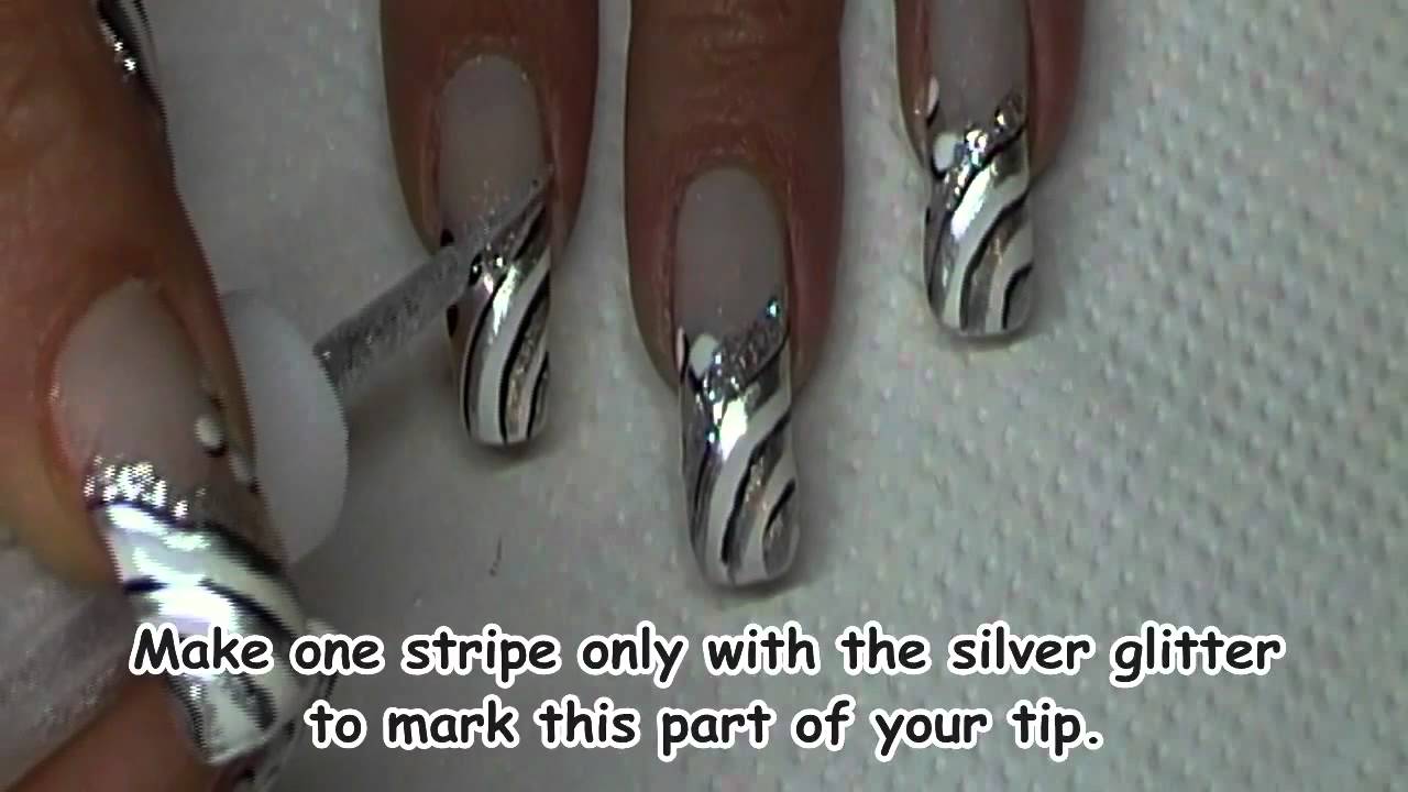 Stripes and dots nailart