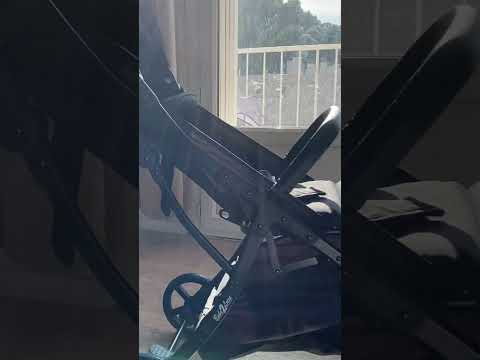 Poussette Okto compacte (0-22kg) vidéo