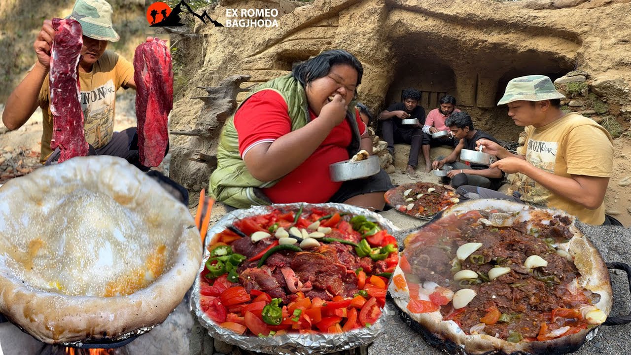 Outdoor Cook Delicious Buff Meat Tomato Juice Spicy Turkish Style ...