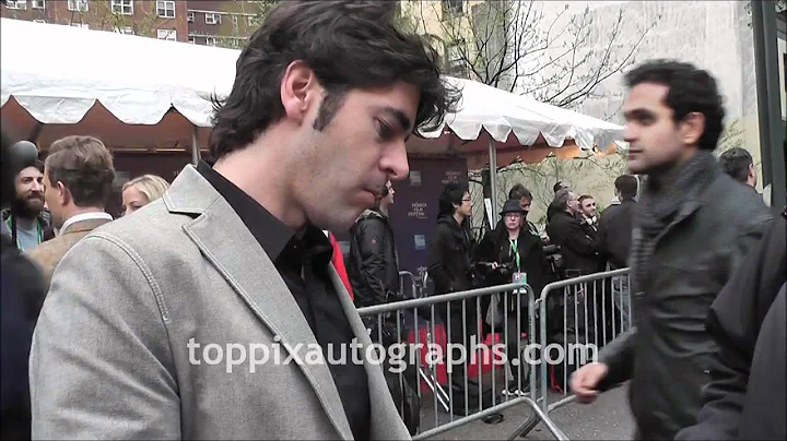 Eduardo Noriega - Signing Autographs at the Tribec...
