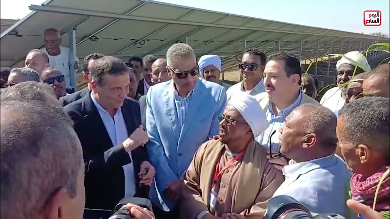 محافظ البنك المركزى ووزير الزراعة ومحافظ أسوان يزيحون الستار عن نموذج زراعة قصب السكر بالشتل