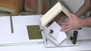 Reinforcing Mitered Corners With A Spline