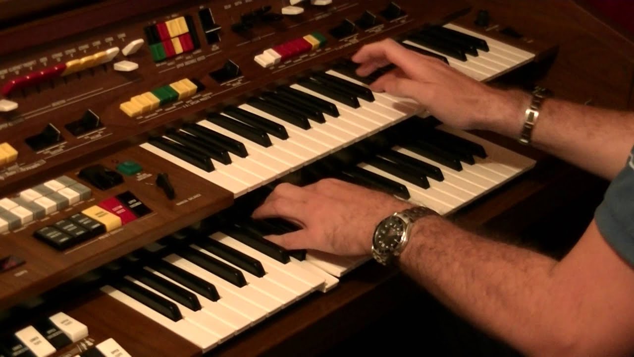 Crown Court TV Closing Theme Distant Hills Yamaha C 605 Played By Crown Court TV Closing Theme Distant Hills Yamaha C 605 Played By