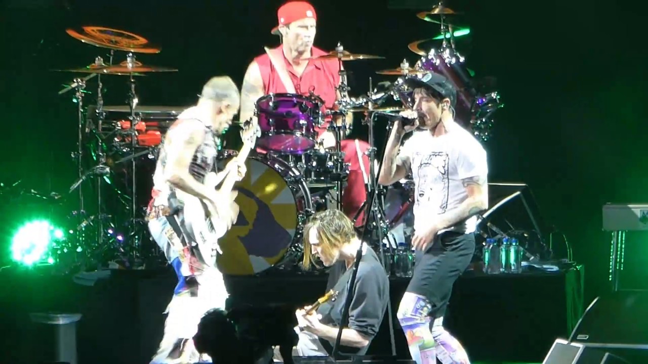Red Hot Chili Peppers Intro Jam / Can't Stop LIVE San Antonio TX. 1/5