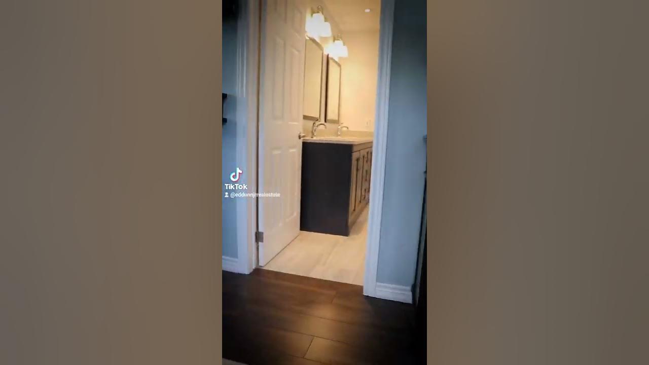 Hamilton West Mountain Listing only 999,900! YouTube