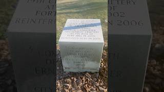 HERE LIES THE REMAINS OF 250 CITIZENS:FRANKFORT,KENTUCKY.