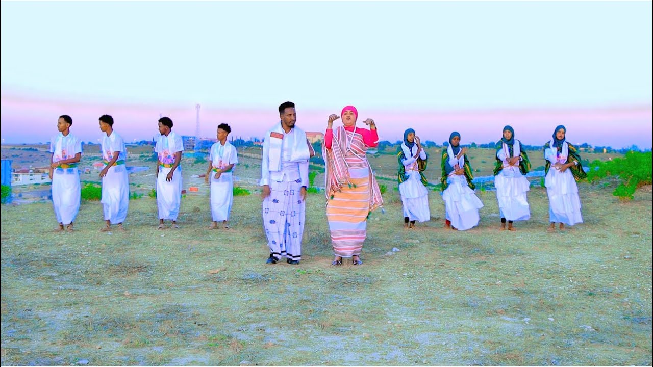 Oriq etuk ona porno Mushuk ichida top video