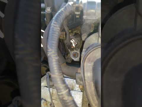 Variable Valve Timing Solenoid VVT Needs Changed #kia #automobile #repair