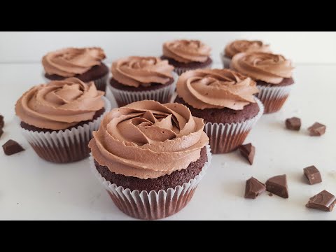 Video: Kā ātri Pagatavot Garšīgu šokolādes Cupcake Ar Kefīru