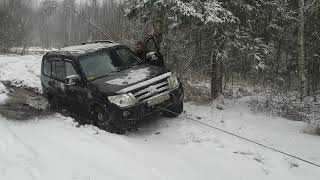 &quot;Pajero 4 против L200&quot;  или К шару под Дубной.