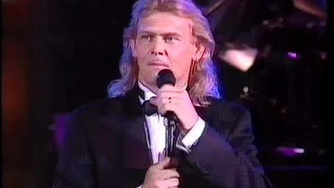 John Farnham - Carols By Candlelight. Mary's boy c...