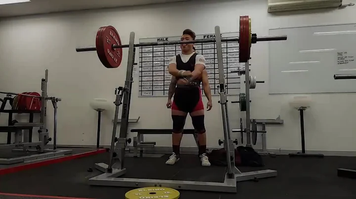 Harold Chow 572.5kg total @86kg bodyweight, 18 yea...