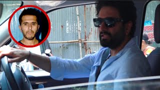 Shekhar Ravjiani Arrives To Pay Last Tribute To Ritesh Sidhwani Mother After Sad News