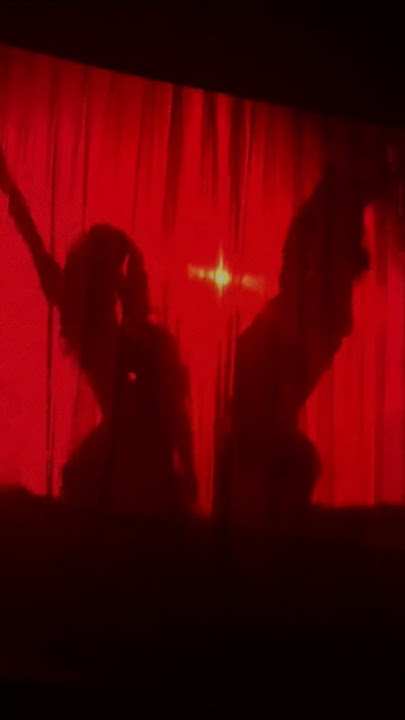 London bed chem outro 🤭🇬🇧 #shorts #sabrinacarpenter #shortandsweet #london