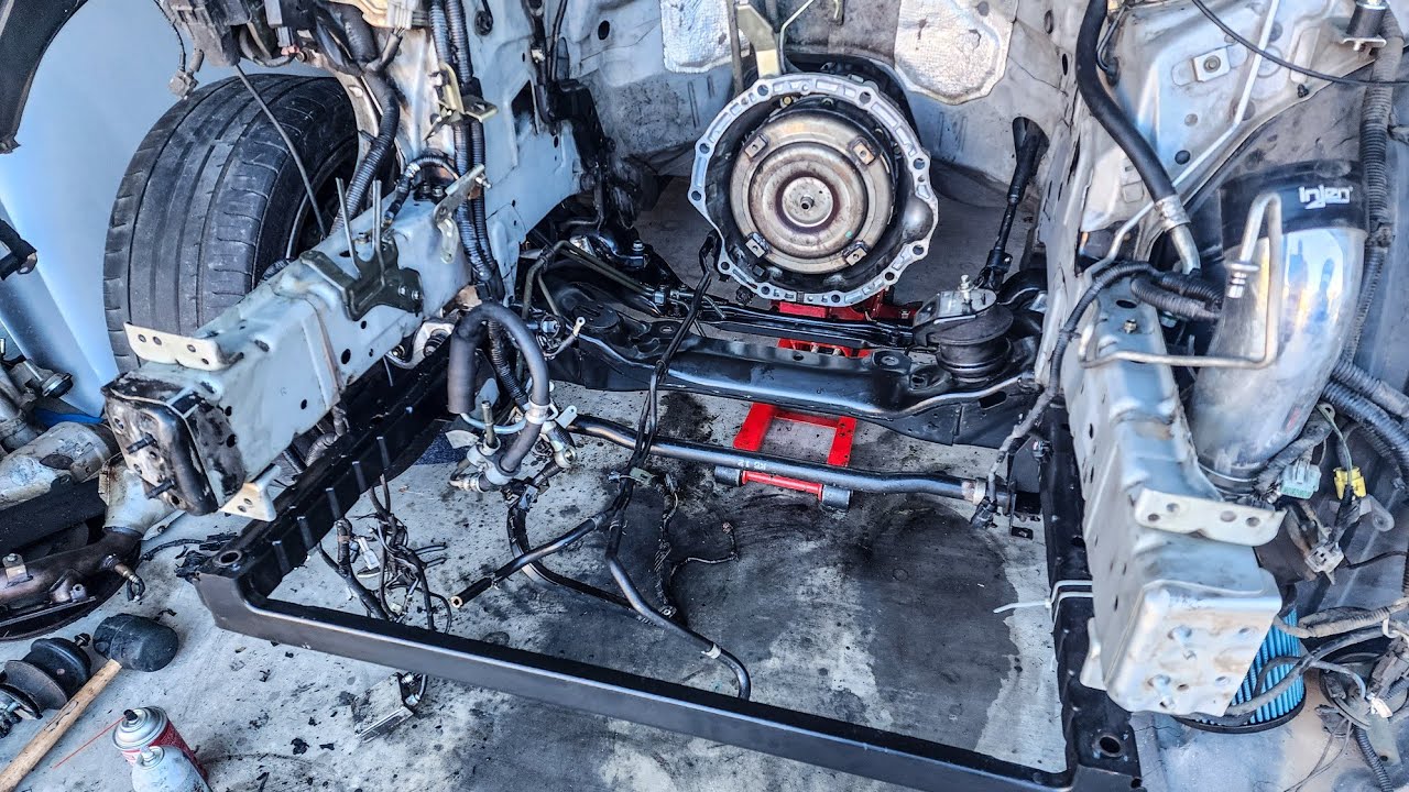 Cleaning and Degreasing Engine Bay INFINITI M45 YouTube