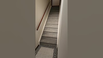 How to Install Carpet on Stairs