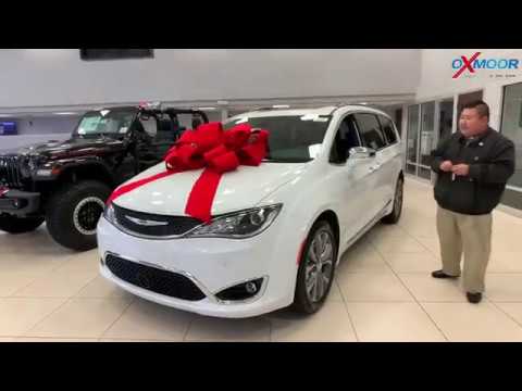 2020-chrysler-pacifica-limited,-for-sale-at-oxmoor-chrysler-in-louisville-ky