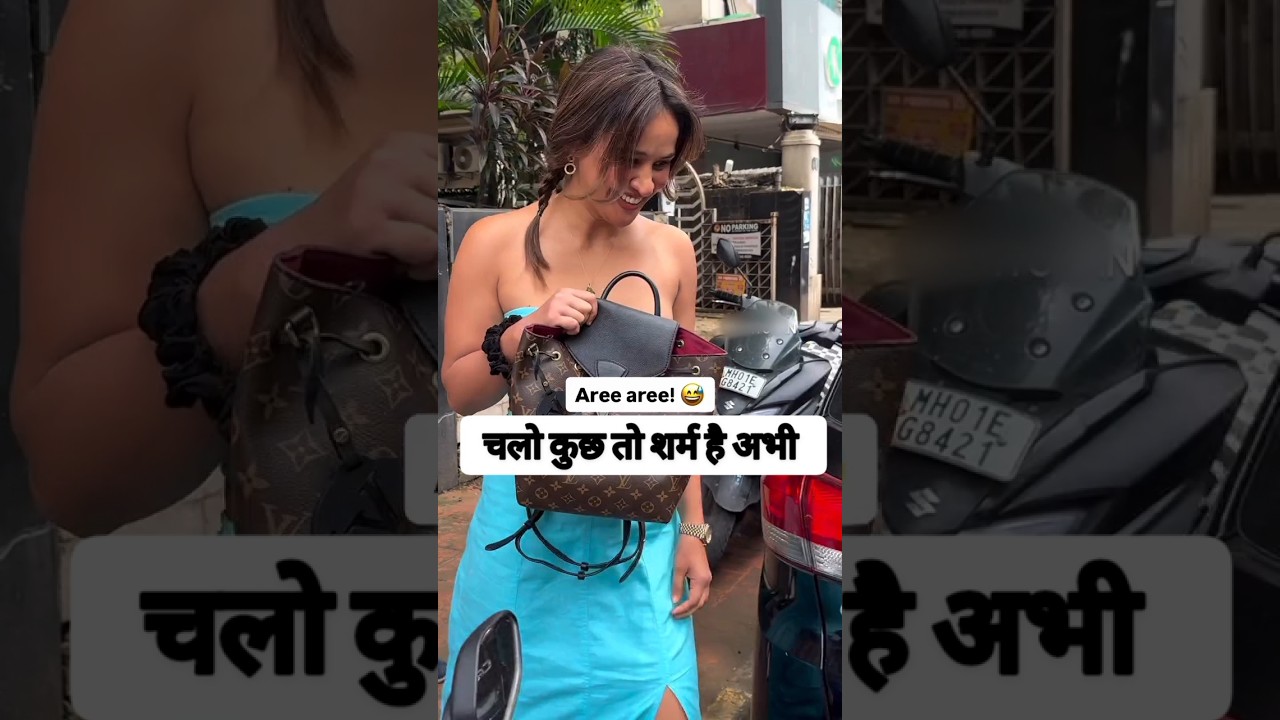 Aisha sharma spotted in new look. 