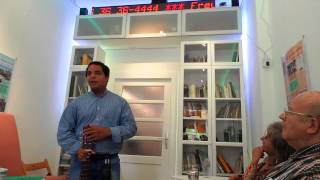 Eröffnung des Esperanto-Ladens Berlin: Geomar kantas (6)