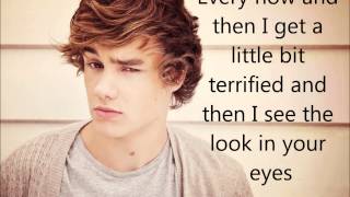 Miniatura de vídeo de "One Direction -Total Eclipse Of The Heart- Lyrics On Screen"