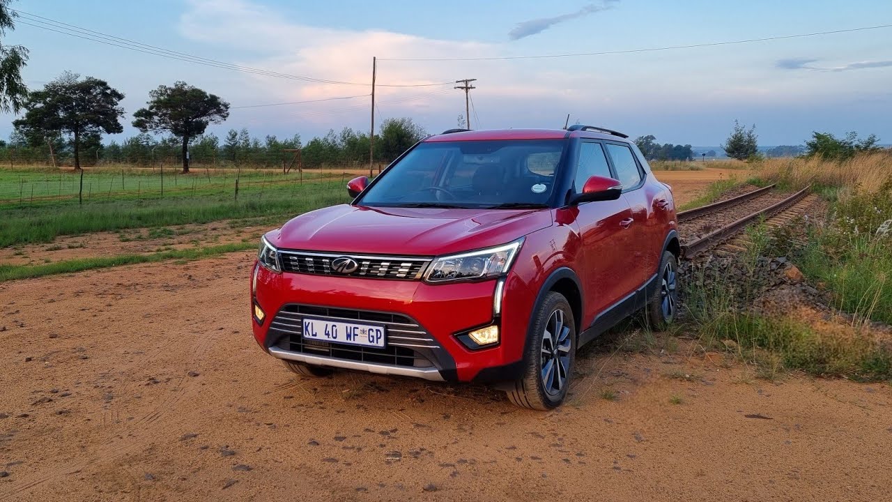 In-depth POV review - 2022 Mahindra XUV300 1.5L W8 Diesel Manual - That torque talks!