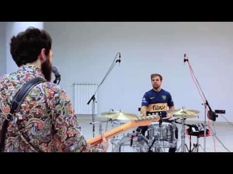 EX // Tomorrow Never Knows (Live Session)