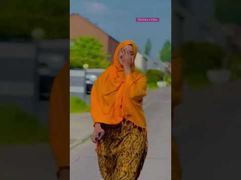 Somali girl walk #tiktok #foryou #niiko #girl #world #somalia