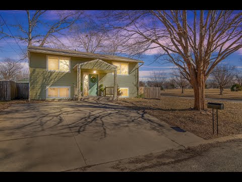 1450 Summit St, Lawrence, KS home video tour