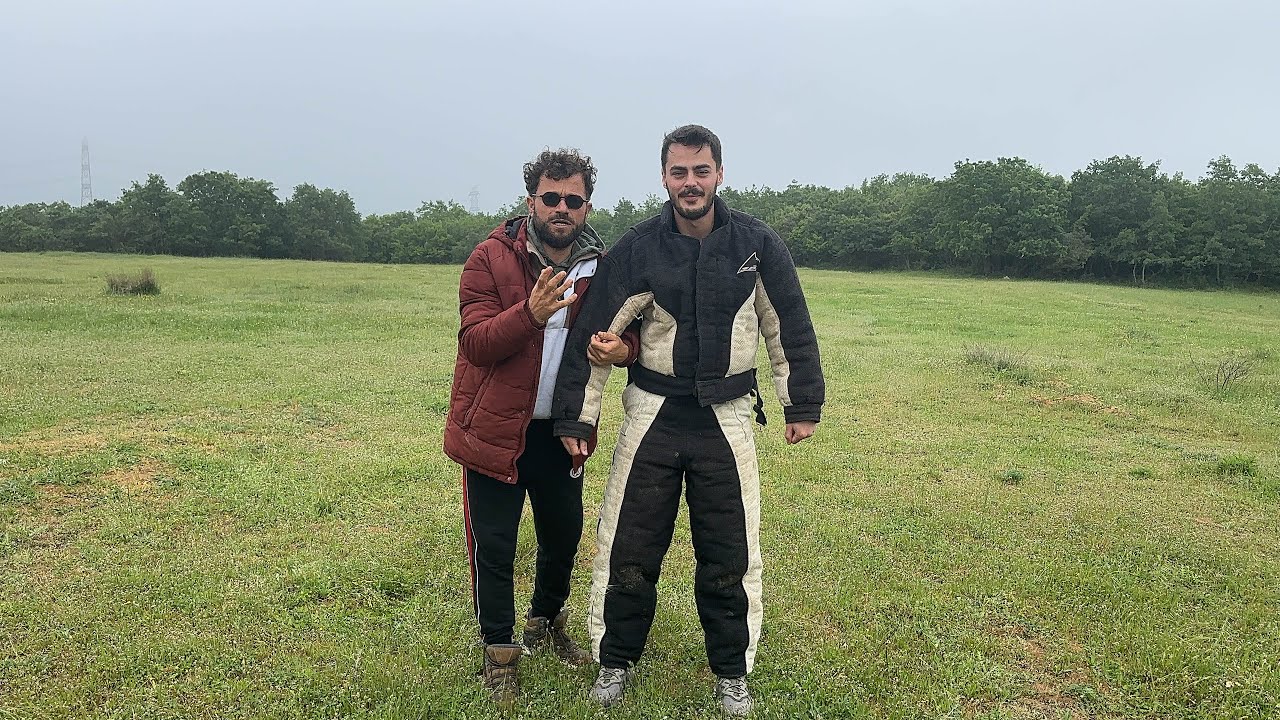 IPHONE 15 İÇİN KENDİNİ PARÇALATTI ⁉️ #eyüpdoğan #belçikakurdu #doberman #hayvanlar #eydog #malinois