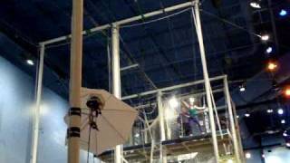 Flying trapeze back end planche catch