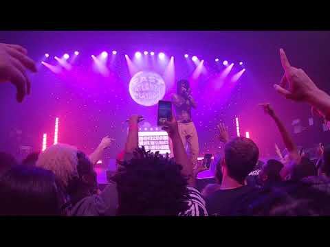 J.I.D - Working Out (Live @ Center Stage Theater)