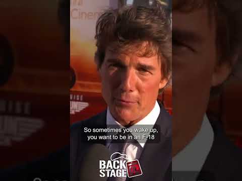 Tom Cruise gives