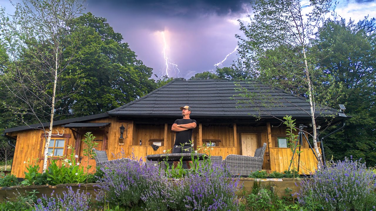 Izolat În Mijlocul Furtunii - Spectacol sau Înspăimântător? - Ep329