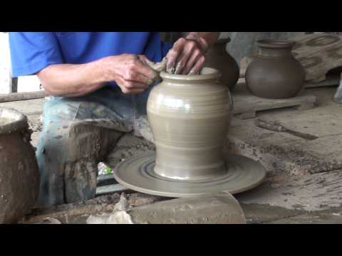 Pottery Making at Koh Kret - HD Video  เครื่องปั้นดินเผา