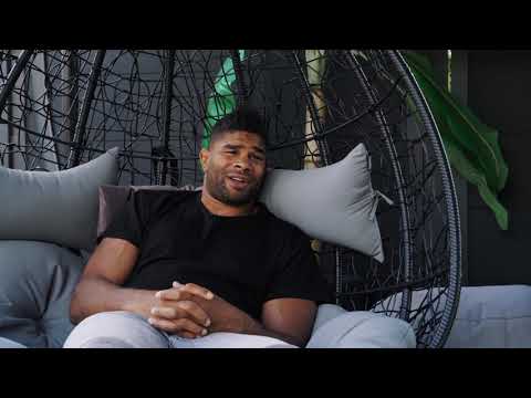 Video: Alistair Overeem Nettovärde: Wiki, Gift, Familj, Bröllop, Lön, Syskon