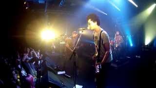 Alien Next Door ♫ Modern life (HD)