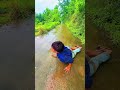 No se debe imitar el efecto de video.