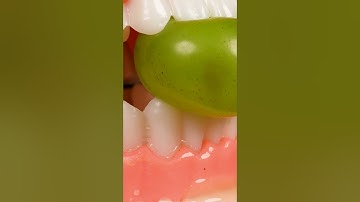 Biting Grapes Close Up #asmr #macro #closeup #satisfying