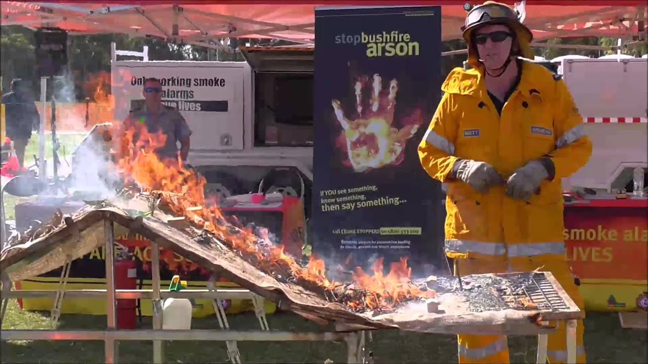 bushfire demonstration by ormeau rural fire brigade