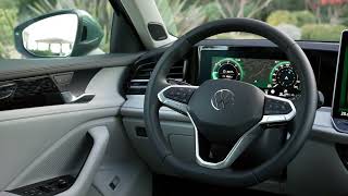 Volkswagen Passat Interior Design in Mariposit Green Metallic