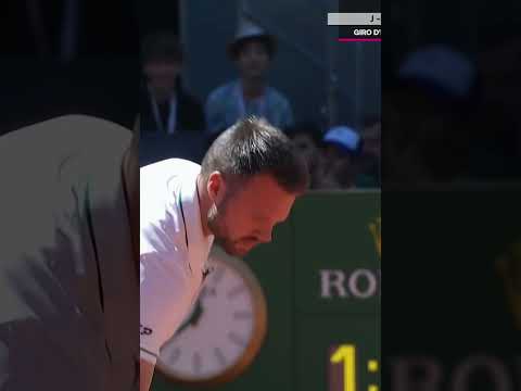 🎾 Ce service ravageur brise la caméra du filet #tennis #sports #shortsvideo #shorts