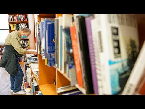 Une librairie vient d'ouvrir ses portes à Paris pour les livres à gros caractères