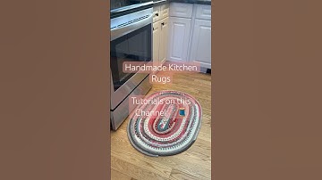 Jelly Roll Rug Tutorial Learn to sew a Farmhouse Rug Today! #jellyrollrug #diy