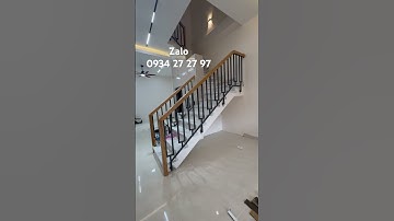 Lang cang cầu thang sắt. Kết hợp tay vịn gỗ tự nhiên #langcangcauthangsattayvingo