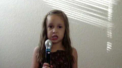 kaydence singing m-o-m-m-y