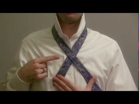 How to Tie a Tie (Mirrored / Slowly) - Full Windsor Knot