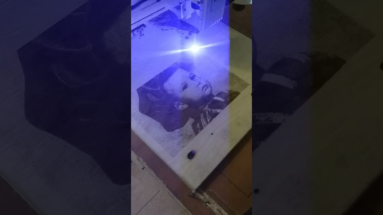 Выжигание фото на фанере - YouTube