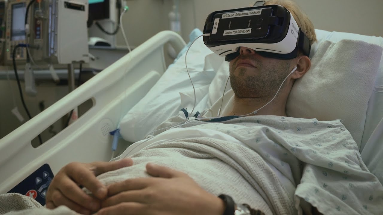 Why Virtual Reality Could Help Treat Alzheimer's and Chronic Pain