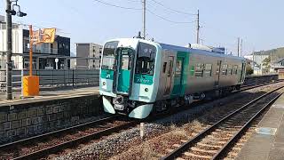 JR高徳線1500形 造田駅到着 JR Shikoku Kotoku Line 1500 series DMU