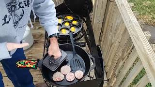 Lodge - Cast Iron Mini Cake Pan